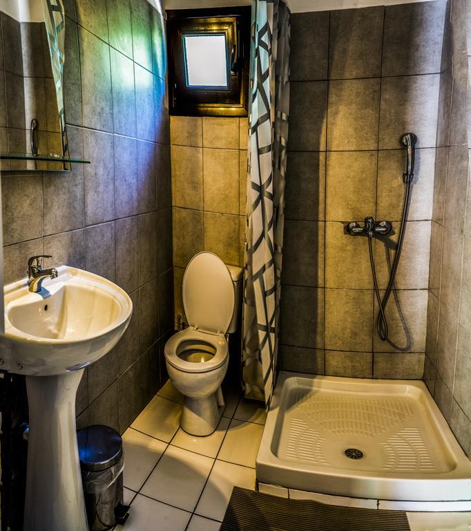 Porto Lagos Rooms ภายนอก รูปภาพ