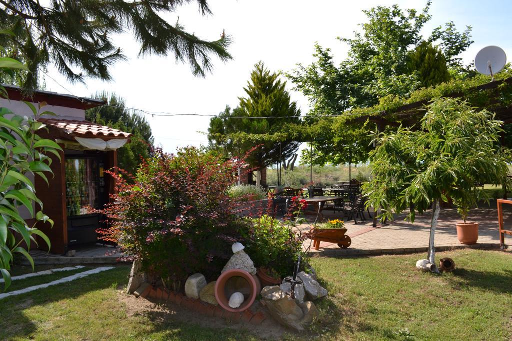 Porto Lagos Rooms ภายนอก รูปภาพ